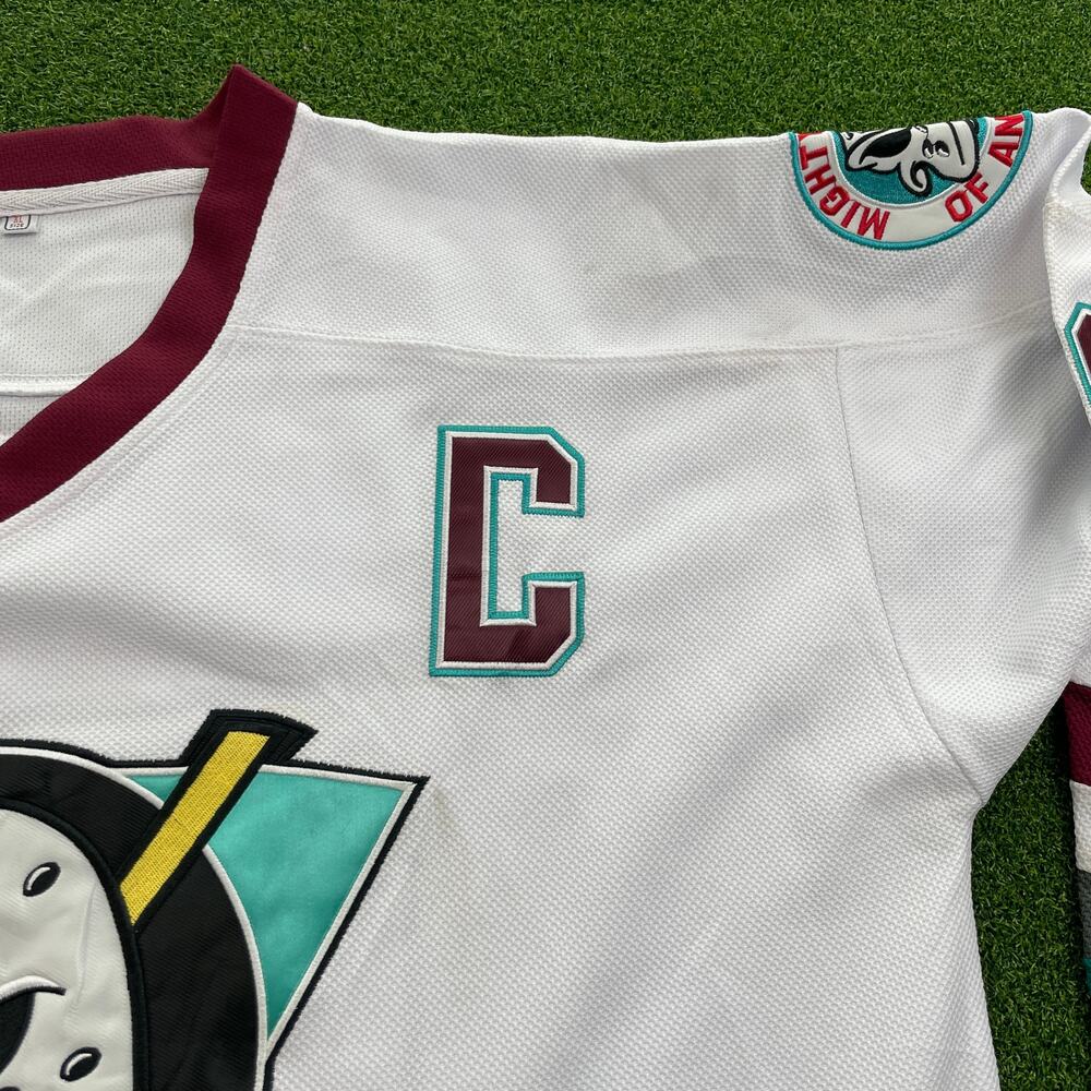 Vintage Mighty Ducks of Anaheim Charlie Conway #96 NHL Ice Hockey Jersey Sz XL - Picture 8 of 10